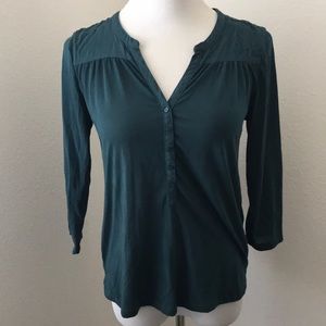 💛3 for $10💛 H&M Green Henley Top